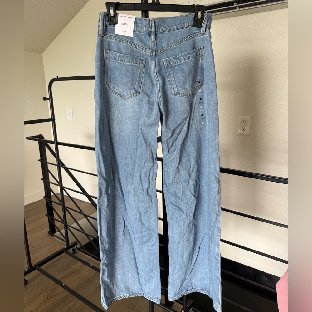 Lucky Brand Blue Denim Jeans - Picture 2 of 10